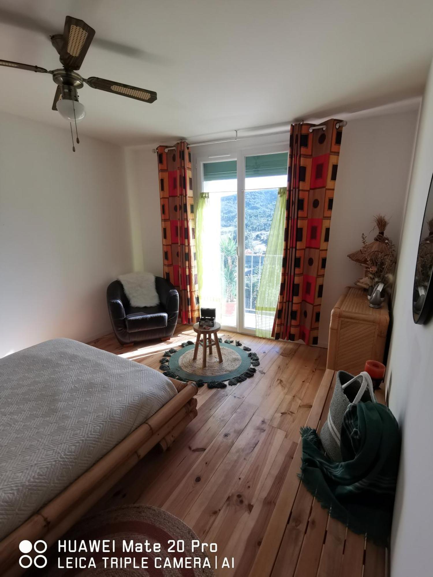 L'etape Bien Etre,chambres Et Tables D'hotes,epicerie Cafe, Salon De Massage *