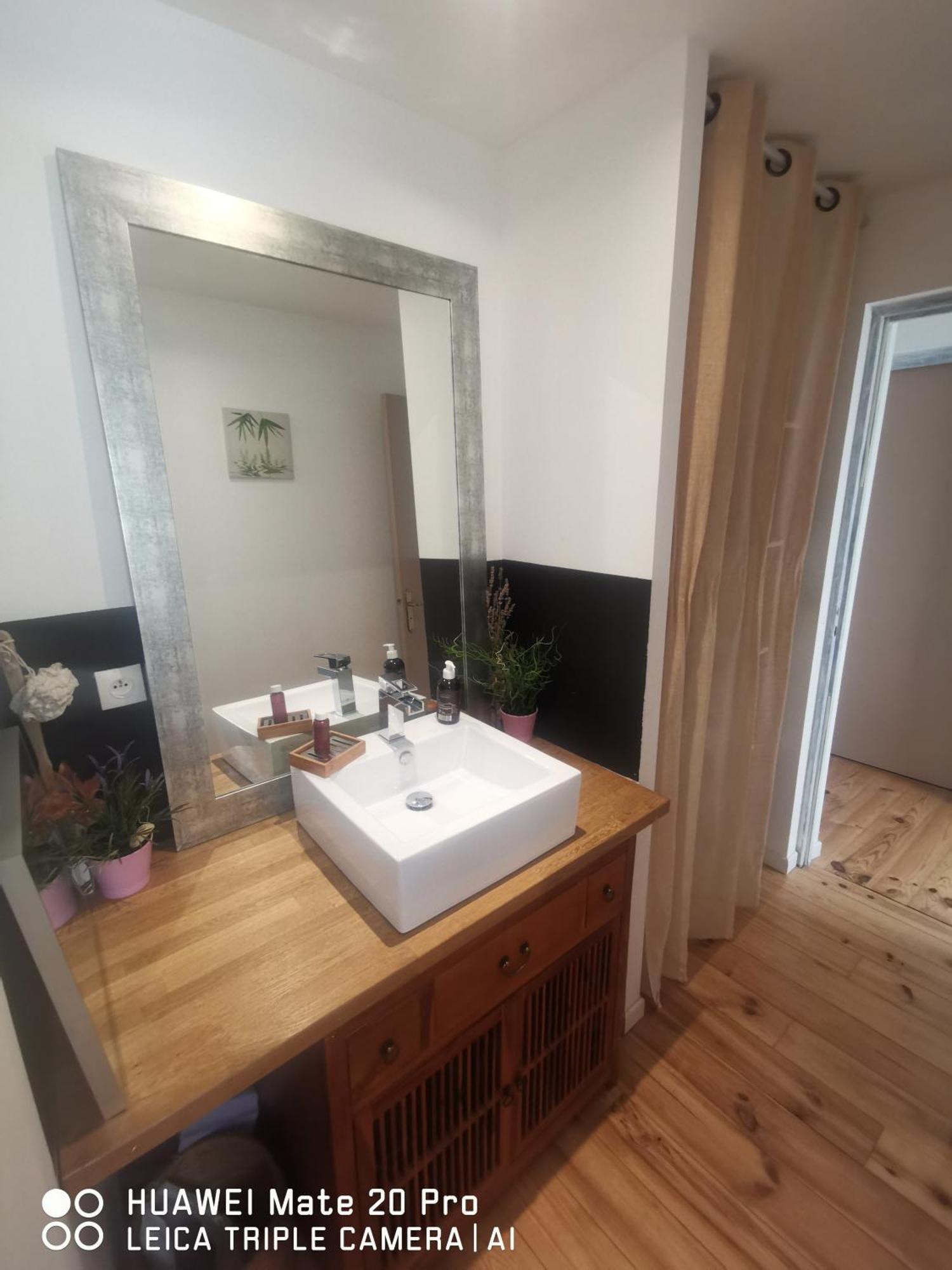 Homestay L'etape Bien Etre,chambres Et Tables D'hotes,epicerie Cafe, Salon De Massage *