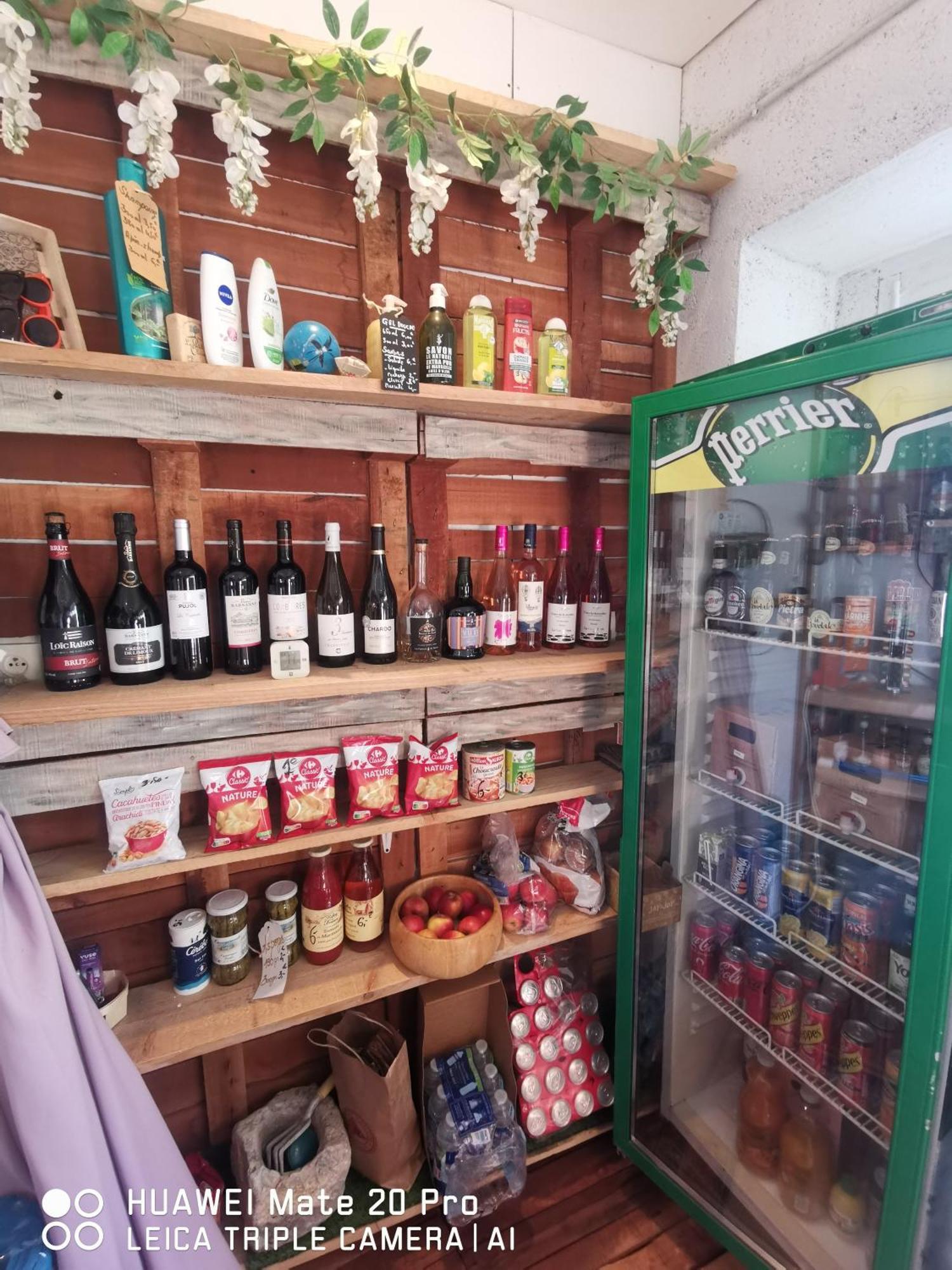 L'etape Bien Etre,chambres Et Tables D'hotes,epicerie Cafe, Salon De Massage *